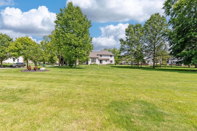 2543 Kemperwood Dr, Blacklick, OH 43004 - view of grassy yard