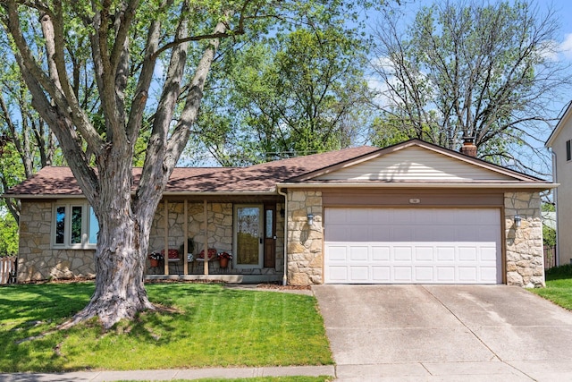 746 Ronson Ave, Columbus, OH 43230 - ranch-style house featuring stone siding, an attached garage, a front yard, and driveway