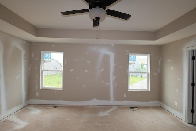 1012 Heimat Haus Dr N, Grove City, OH 43123 - spare room featuring ceiling fan and baseboards