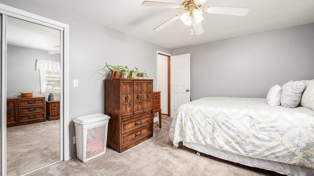 14672 Township Rd Unit 1062, Thornville, OH 43076 - bedroom featuring light carpet and a ceiling fan