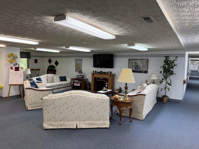 living area featuring visible vents, baseboards, and carpet floors