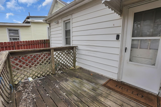 1227 E Chestnut St, Lancaster, OH 43130 - wooden deck with fence