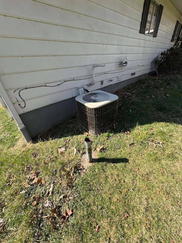 details with crawl space and cooling unit