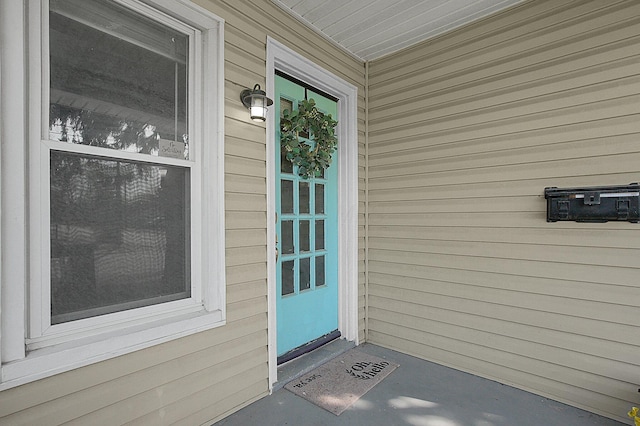view of property entrance