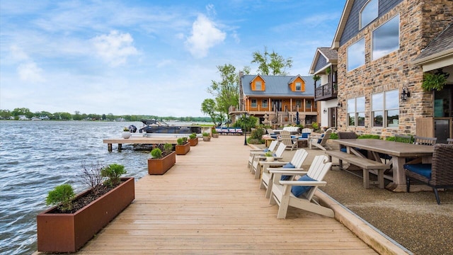 11290 Honeycreek Rd NW, Thornville, OH 43076 - dock area featuring a water view