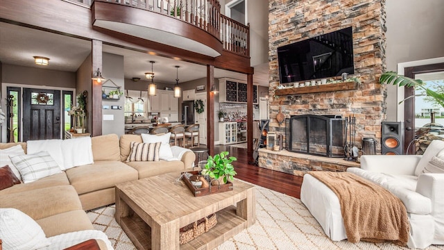 11290 Honeycreek Rd NW, Thornville, OH 43076 - living area with wood finished floors and a fireplace