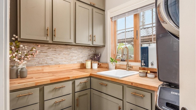 11290 Honeycreek Rd NW, Thornville, OH 43076 - kitchen with wooden counters, a sink, gray cabinetry, and decorative backsplash