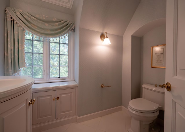2528 Onandaga Dr, Upper Arlington, OH 43221 - half bath with toilet, tile patterned flooring, vanity, and baseboards