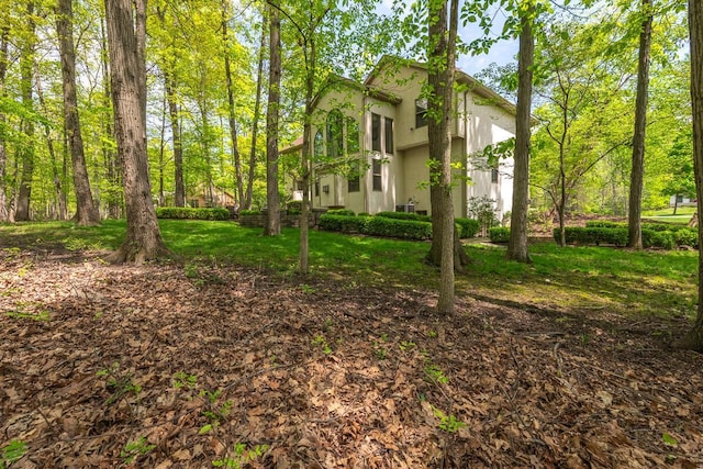8884 Filiz Ln, Powell, OH 43065 - view of yard