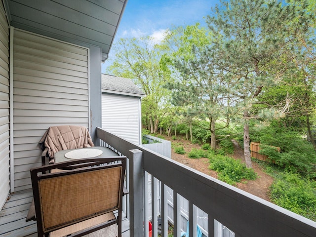 2059 Park Run Dr Unit D, Columbus, OH 43220 - view of balcony