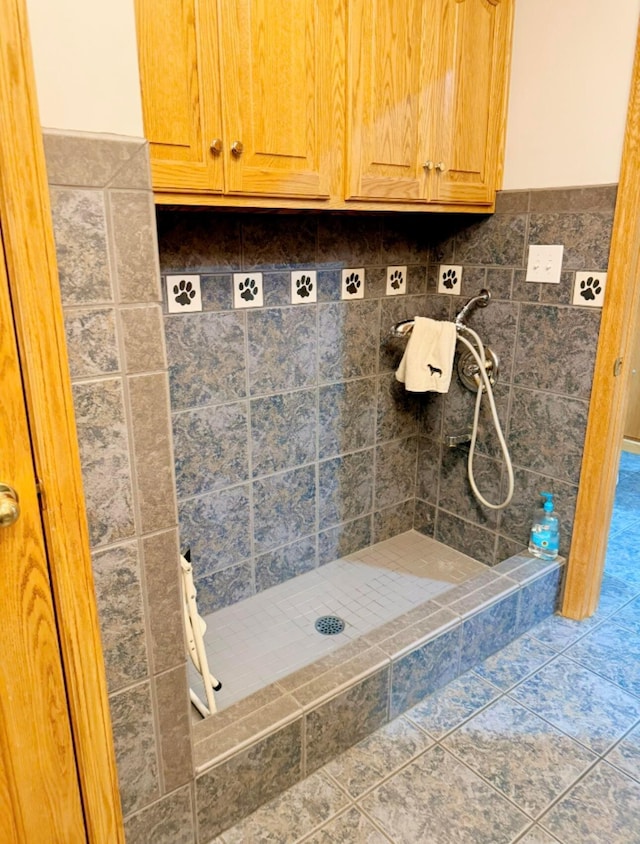 1305 Bald Hill Rd, Zanesville, OH 43701 - bathroom featuring a stall shower and tile patterned floors