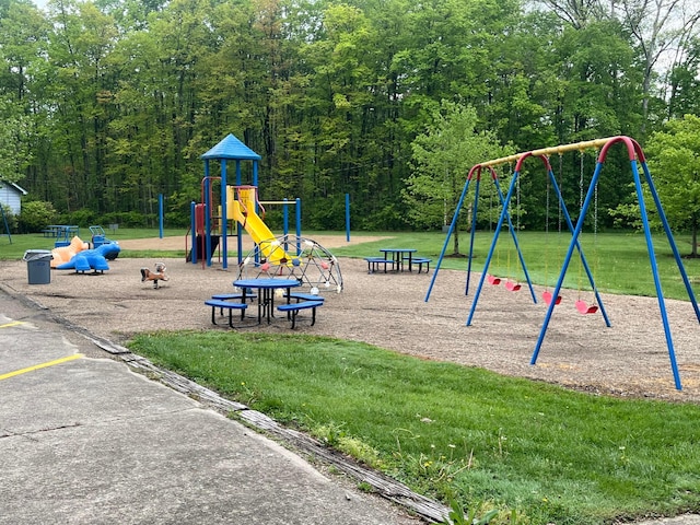 community play area with a yard