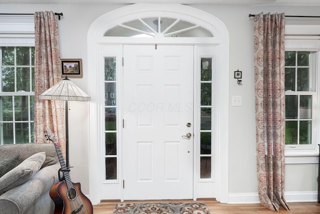 2842 Powell Ave, Columbus, OH 43209 - foyer entrance featuring light wood-style flooring