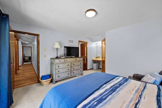 6730 Tussic Rd, Westerville, OH 43082 - bedroom featuring carpet floors