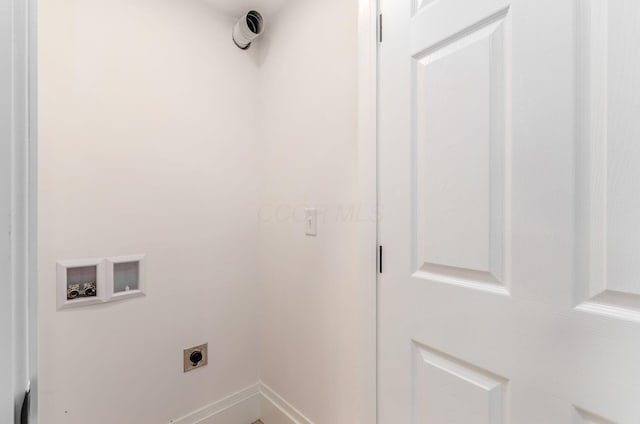 clothes washing area with hookup for a washing machine, laundry area, and hookup for an electric dryer