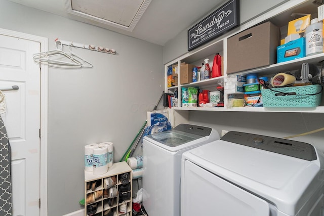 2101 Eastcleft Dr, Upper Arlington, OH 43221 - clothes washing area featuring washing machine and clothes dryer and laundry area
