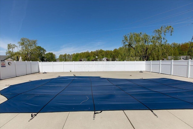 6227 Stonewalk Ln, New Albany, OH 43054 - view of swimming pool with a patio area, fence, and a fenced in pool