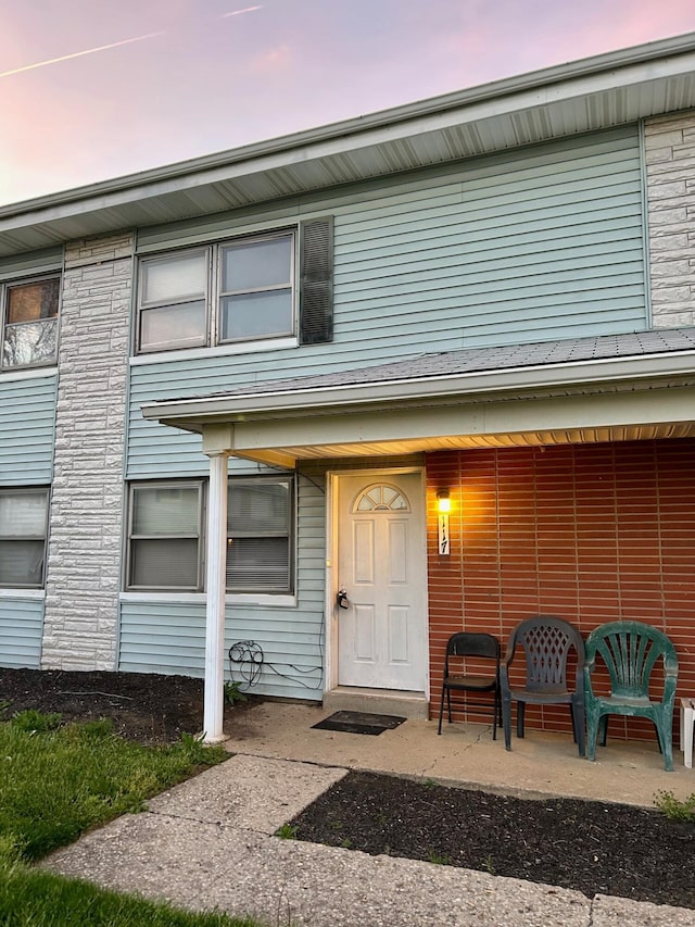 117 Buckeye Cir, Columbus, OH 43217 - photo 1