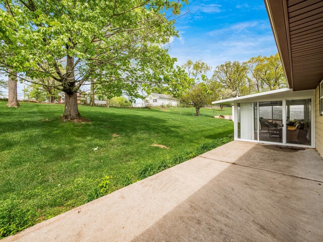 3208 Lakewood Dr, Zanesville, OH 43701 - photo 34