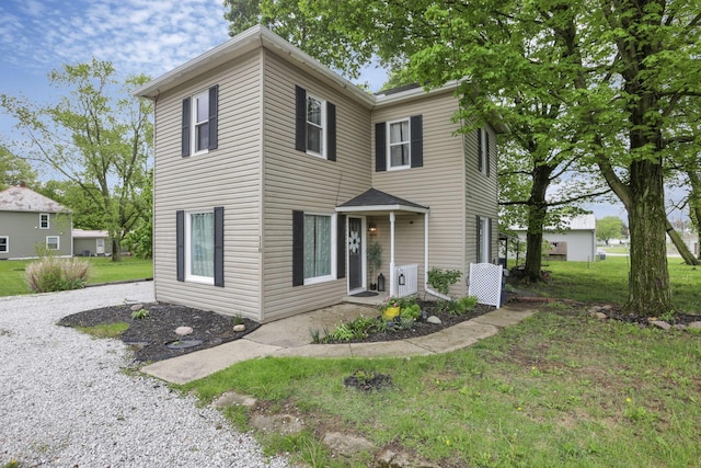 118 Maple St, Hebron, OH 43025 - view of front of property featuring a front lawn