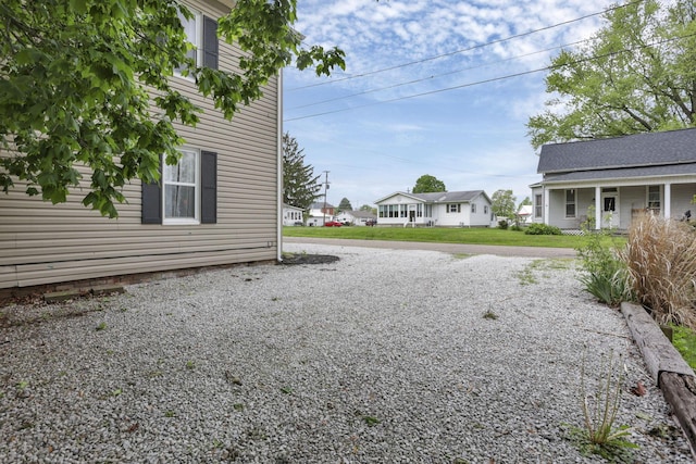 118 Maple St, Hebron, OH 43025 - view of yard with a residential view