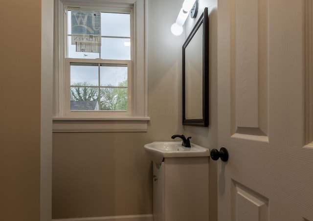 730 Forest Rose Ave, Lancaster, OH 43130 - bathroom with vanity