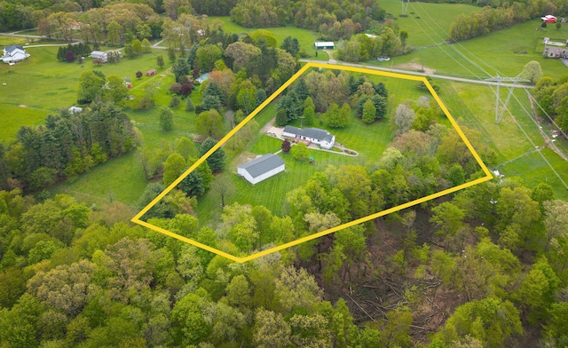 12601 Vincent Rd, Mount Vernon, OH 43050 - overview of rural landscape with property boundaries highlighted