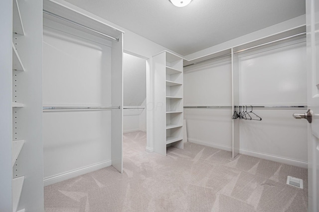 382 Beecher Rd, Columbus, OH 43230 - spacious closet featuring carpet flooring