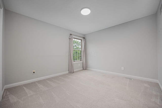 382 Beecher Rd, Columbus, OH 43230 - empty room with baseboards and carpet