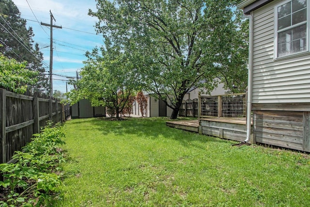668 Enfield Rd, Columbus, OH 43209 - view of yard featuring a storage unit and an outdoor structure