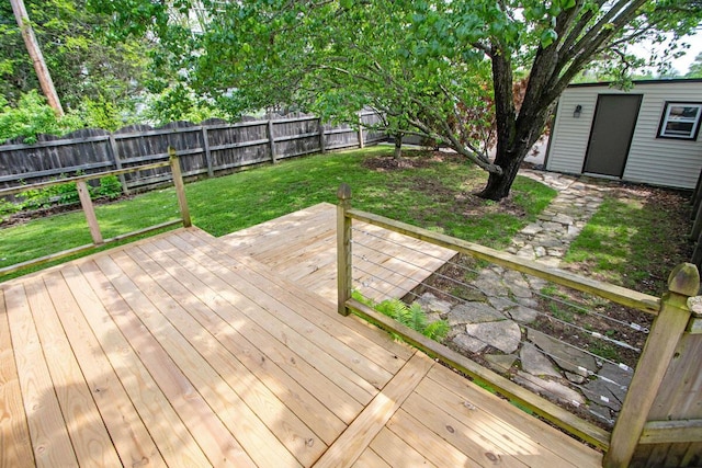 668 Enfield Rd, Columbus, OH 43209 - wooden terrace featuring an outbuilding