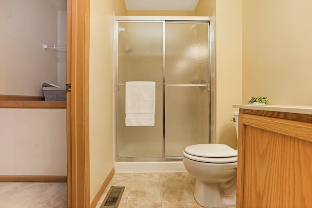 2099 Winding Hollow Dr, Grove City, OH 43123 - full bath with toilet, visible vents, and a stall shower