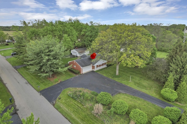 aerial view of property and surrounding area