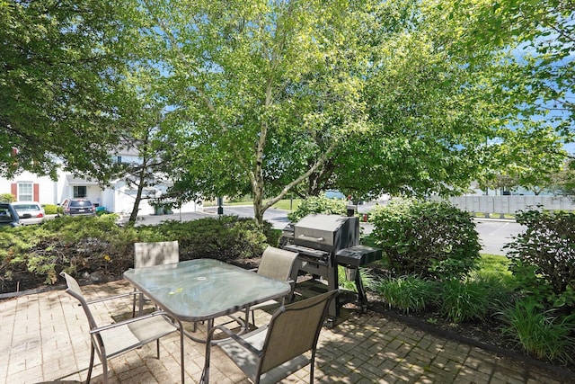 4830 Brice Pond Dr Unit 1A, Canal Winchester, OH 43110 - view of patio with outdoor dining area
