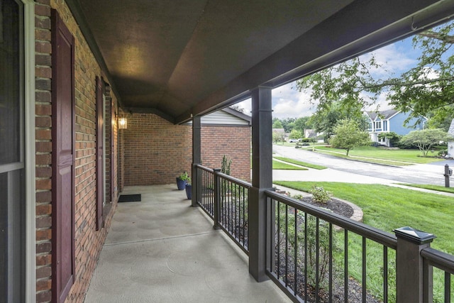 7689 Godfrey Cir, Reynoldsburg, OH 43068 - covered porch featuring a lawn