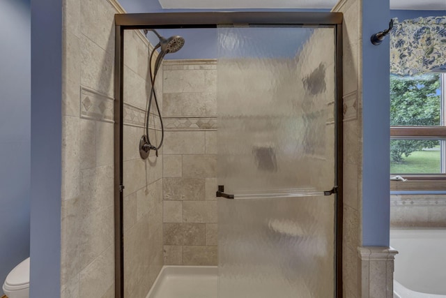 7689 Godfrey Cir, Reynoldsburg, OH 43068 - full bath featuring a stall shower and a garden tub