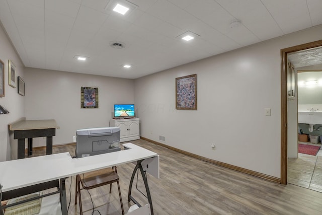 7689 Godfrey Cir, Reynoldsburg, OH 43068 - office space with light wood-style floors and baseboards