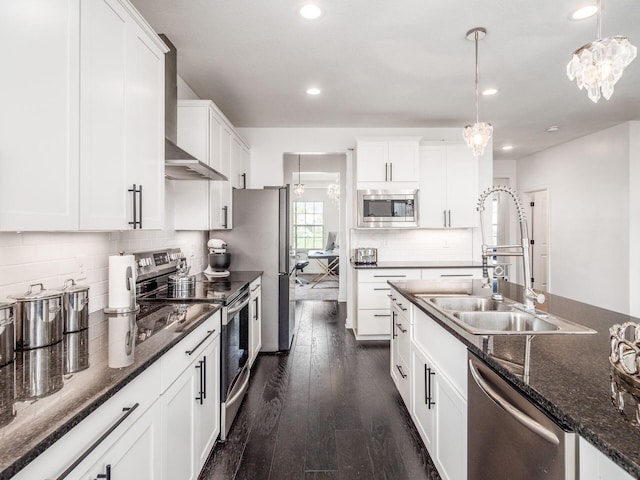 757 Avebury Dr, Pickerington, OH 43147 - kitchen featuring stainless steel appliances, a sink, recessed lighting, decorative backsplash, and white cabinets