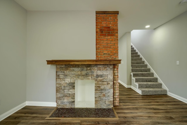 324 E Mound St, Circleville, OH 43113 - unfurnished living room with baseboards, stairway, recessed lighting, and wood finished floors