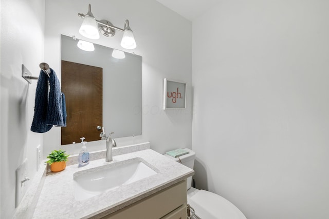 4216 Chaucer Ln, Columbus, OH 43220 - bathroom featuring vanity and toilet