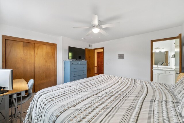 4216 Chaucer Ln, Columbus, OH 43220 - bedroom featuring connected bathroom, a closet, a ceiling fan, and visible vents