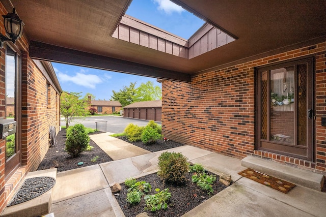 4216 Chaucer Ln, Columbus, OH 43220 - view of patio