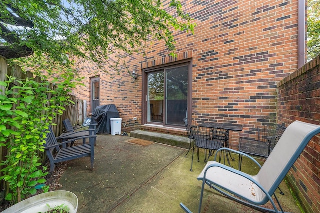 4216 Chaucer Ln, Columbus, OH 43220 - view of patio / terrace