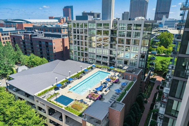 250 W Spring St Unit 1114, Columbus, OH 43215 - view of urban area featuring a pool