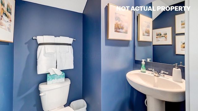 6360 Ripken St, Columbus, OH 43228 - bathroom with toilet and a sink