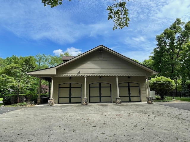 61 Wyddfa Ct, Granville, OH 43023 - view of garage