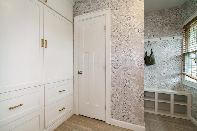 24 Brighton Rd, Columbus, OH 43202 - mudroom with wallpapered walls and baseboards