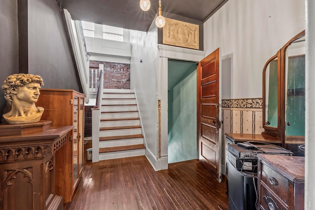 1205 Bryden Rd Unit 7, Columbus, OH 43205 - staircase with hardwood / wood-style flooring