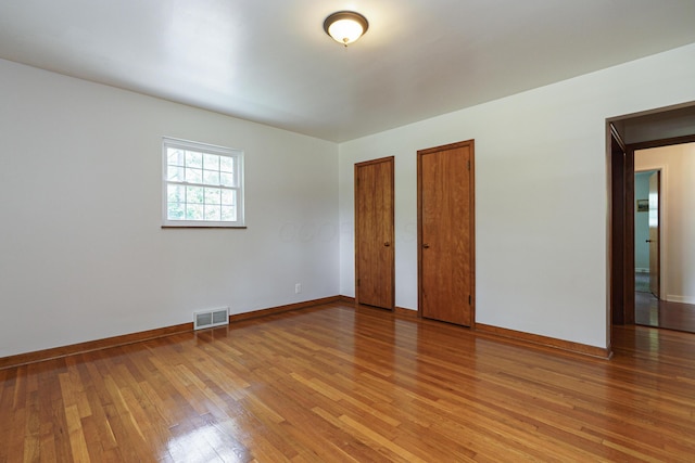 1660 Ridgeway Pl, Columbus, OH 43212 - spare room featuring light wood finished floors and baseboards