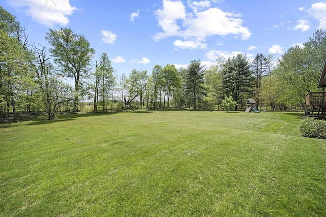 2825 Kings Corners Rd E, Mansfield, OH 44904 - view of grassy yard featuring a playground